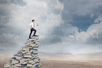 48岁如何配置保险？