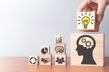 求Mother teresa.（特蕾莎）的至理名言。