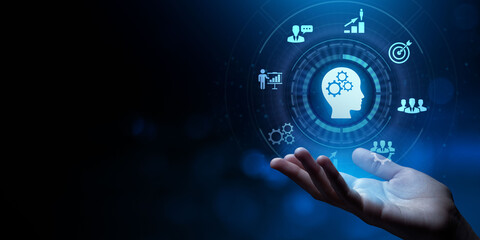 最近同学合伙想开个小店 网店也行 实体店也行 给点关于开店方面的策划 关于卖服装