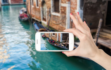 哈飞中意面包车多重